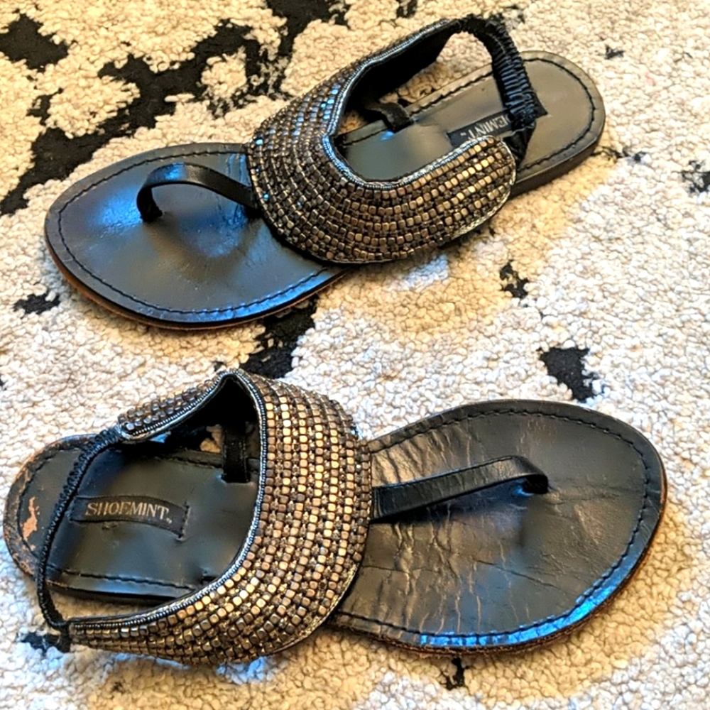 ✅Shoemint Beaded Flat Gladiator Sandals Size 8
